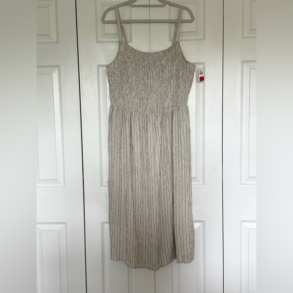Old Navy Size XL midi dress